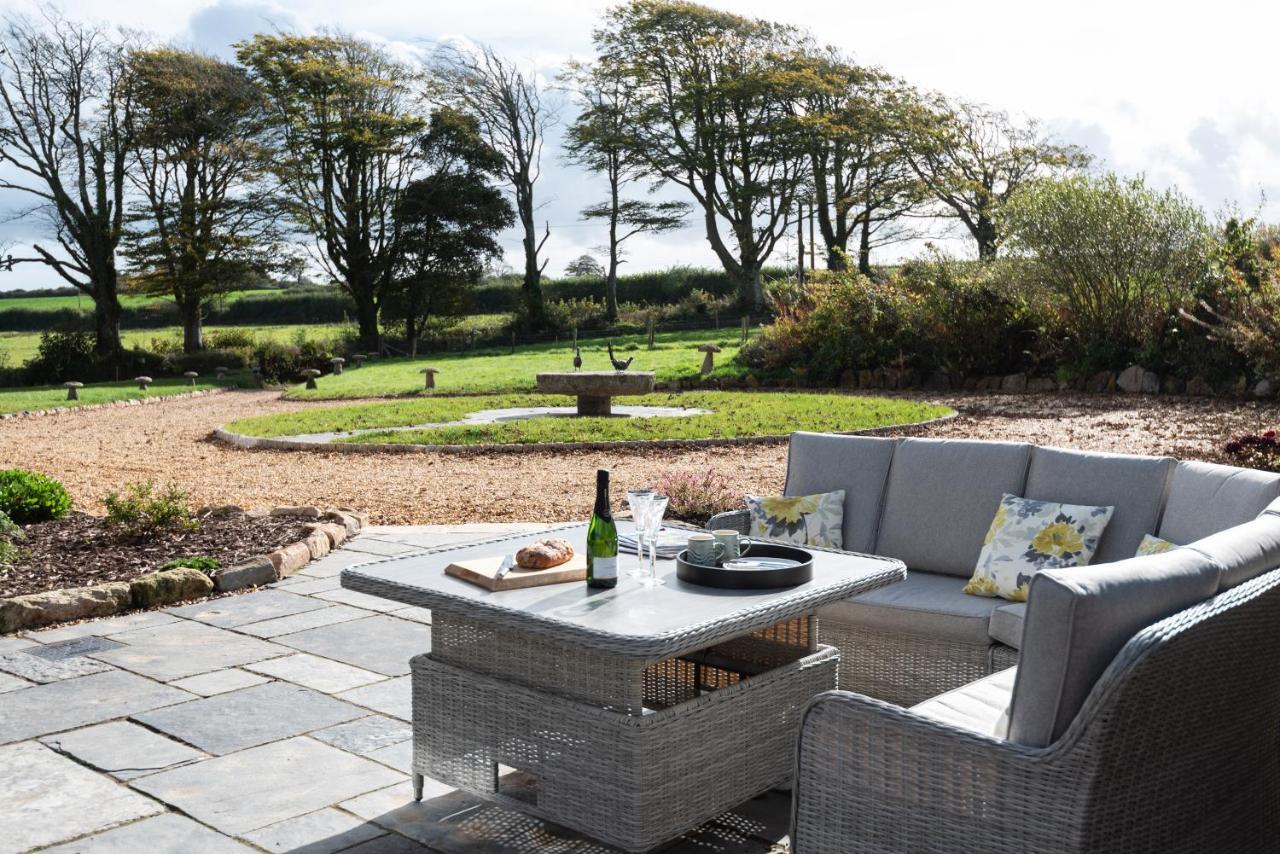 Trevidgeowe Farmhouse Bed and Breakfast Bodmin Buitenkant foto